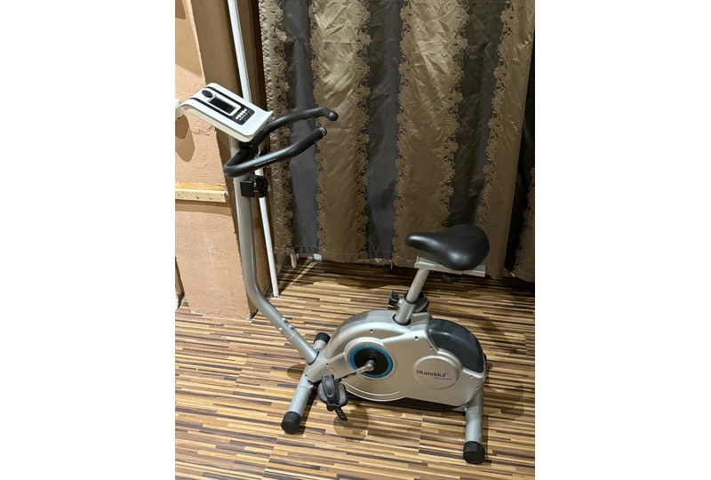 Naudotas kardio treniruoklis, tik 20 €, be ekrano||Neveikiantis ekranas, veikiantis treniruoklis – 20 € Vilniuje