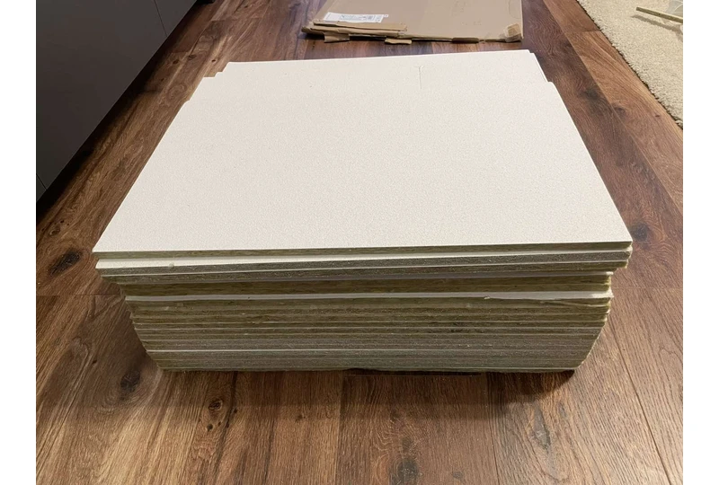 Lub? plokšt?s baltos 60x60 - puikus pasirinkimas remontui