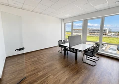 Pilnai ?rengti biurai prie Mol?t? plento||Nauji A+ klas?s biurai su kondicionieriumi||Tvarkingi kabinetai Rieš?je – ?sikurkite dabar||Biurai su visais baldais ir stabiliu internetu||Uždaras kiemas ir vaizdo steb?jimas – saugu