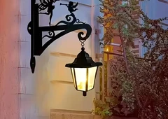 Lengvas montavimas, puikus tiek viduje, tiek lauke