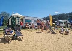 Pirtis prie ežero ar upės su pristatymu