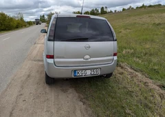 Opel Meriva - erdvus ir ekonomiškas automobilis