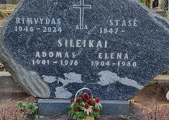 Atnaujiname ir perdažome antkapius visame mieste